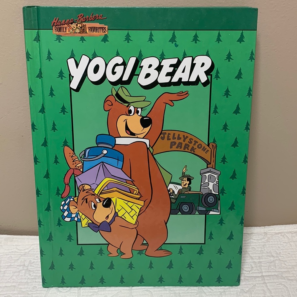 Large Hardcover of Yogi Bear Stories - 1990 - Hanna Barbera Family Favourites